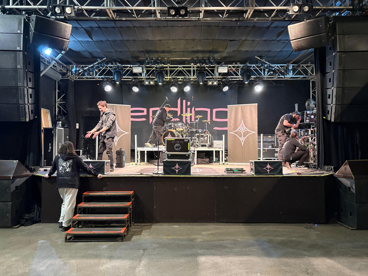 Bühnenbanner/Backdrop "Mana Tour" Pt. 1
